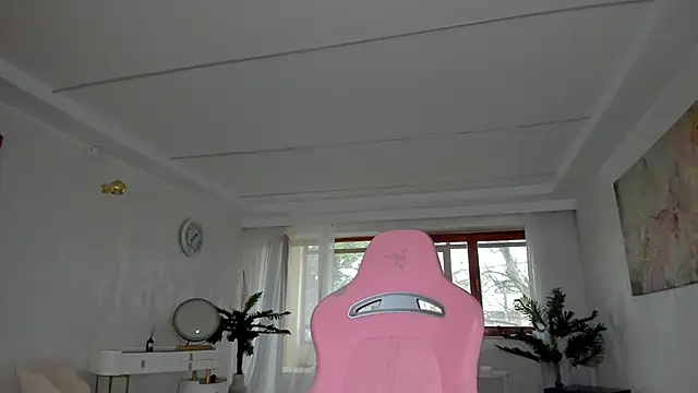 TiffanyHouston  online show from 02.03.25