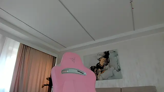 TiffanyHouston  online show from 03.07.25