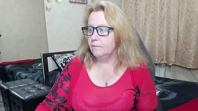 Frau Marta online show from 11.29.25