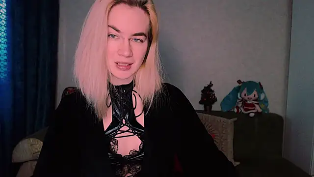 xxxcharismaaa online show from 02.18.25