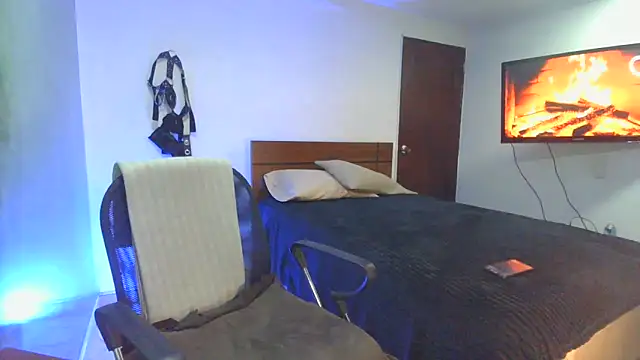 pinedasex777 online show from 11.18.25