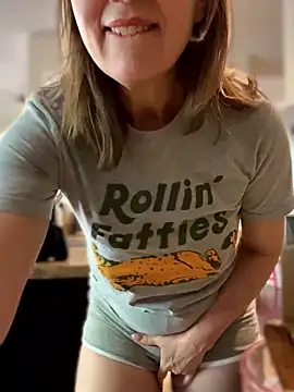 MaiseKnox online show from 04.03.26