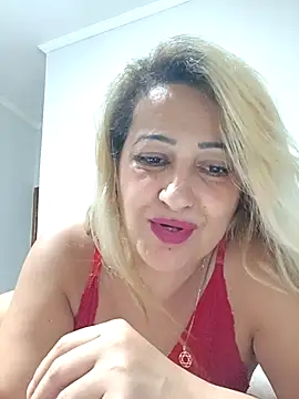 vivifernades online show from 02.28.25