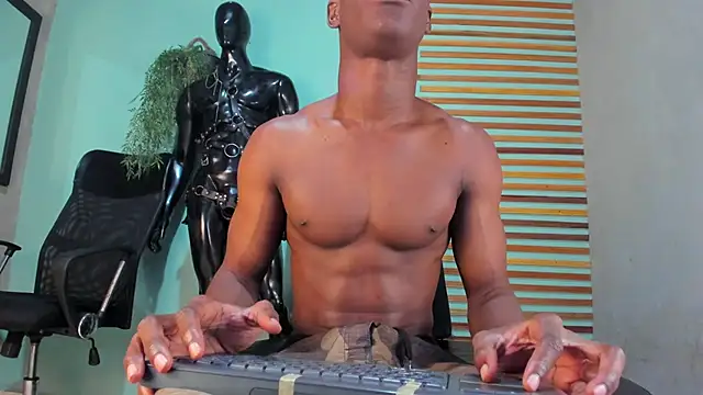 Snapshot of martin_killer chatting on 02.12.25 martin killer online show from 02.12.25