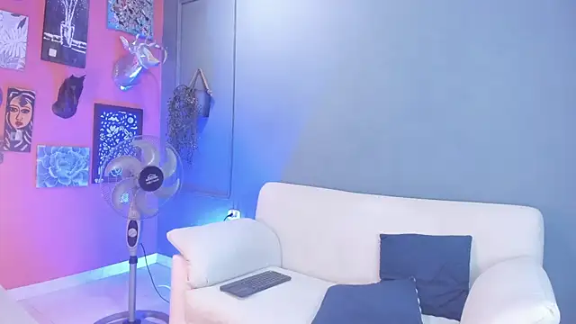 Snapshot of martin_killer chatting on 02.12.25 martin killer online show from 02.12.25