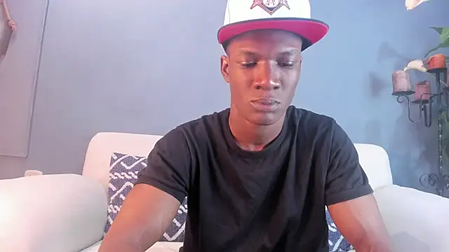 Snapshot of martin_killer chatting on 02.25.25 martin killer online show from 02.25.25