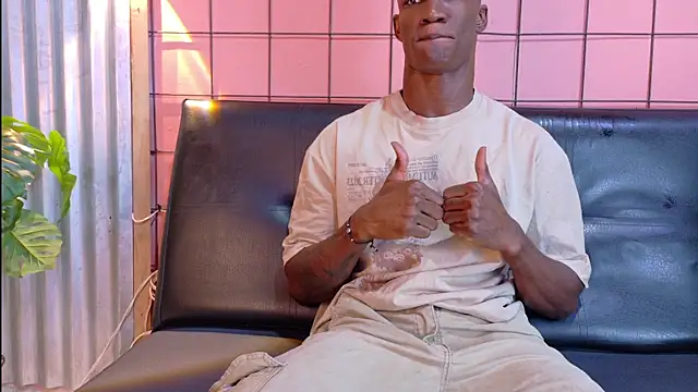 Snapshot of martin_killer chatting on 09.12.25 martin killer online show from 09.12.25