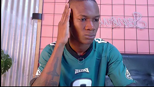 Snapshot of martin_killer chatting on 11.14.25 martin killer online show from 11.14.25