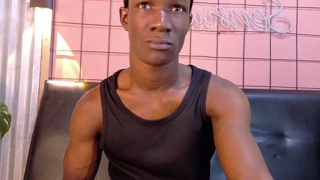 Snapshot of martin_killer chatting on 12.04.25 martin killer online show from 12.04.25