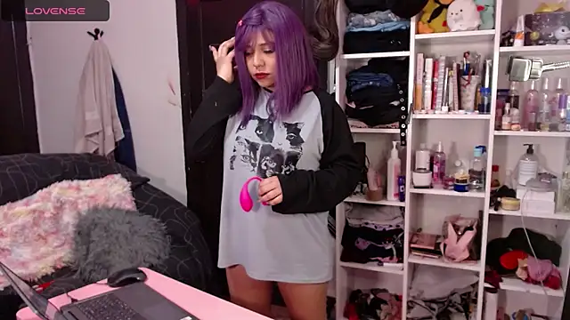 Snapshot of lil_daisy7 chatting on 01.14.25 lil daisy7 online show from 01.14.25