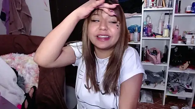 Snapshot of lil_daisy7 chatting on 02.01.25 lil daisy7 online show from 02.01.25