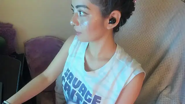 Sammysammy  online show from 11.19.25