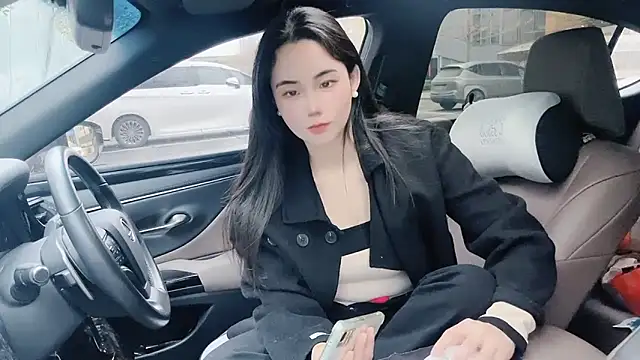 Snapshot of orla2021 chatting on 03.05.25 orla2021 online show from 03.05.25