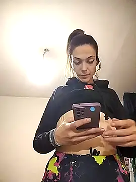 JoLeNe27 online show from 11.17.25