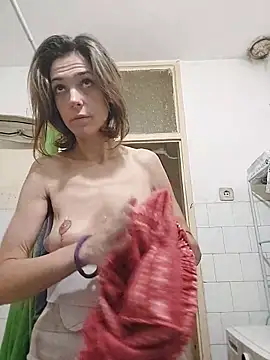 Snapshot of JoLeNe27 chatting on 02.12.26 JoLeNe27 online show from 02.12.26