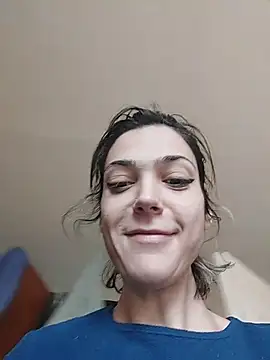 Snapshot of JoLeNe27 chatting on 03.04.26 JoLeNe27 online show from 03.04.26