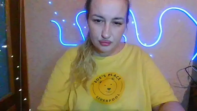 Snapshot of Mandy_Belcher chatting on 07.07.26 Mandy Belcher online show from 07.07.26