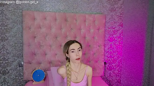 Akilla Queen online show from 03.13.26