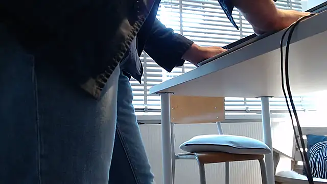 Snapshot of papiculo86 chatting on 03.19.25 papiculo86 online show from 03.19.25