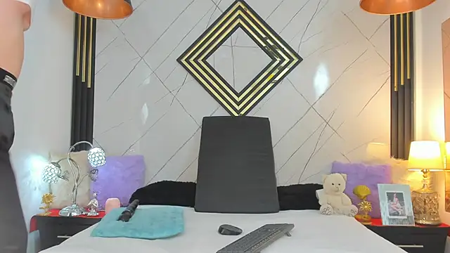 Leisygirl online show from 10.15.25