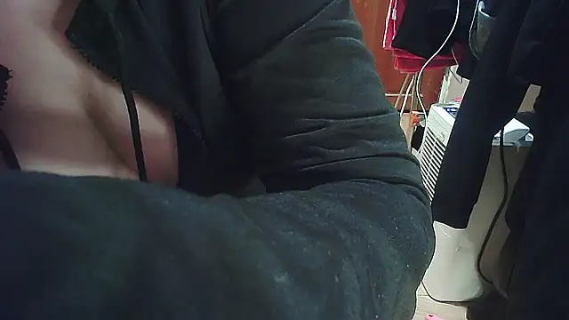 Snapshot of cindy01113520 chatting on 03.05.25 cindy01113520 online show from 03.05.25