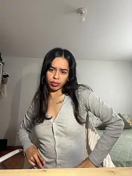 xlovelygirlx online show from 01.04.25