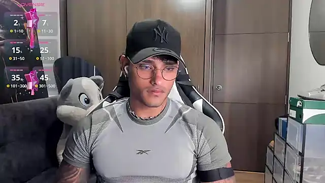 Alessandro Vanni online show from 10.28.25