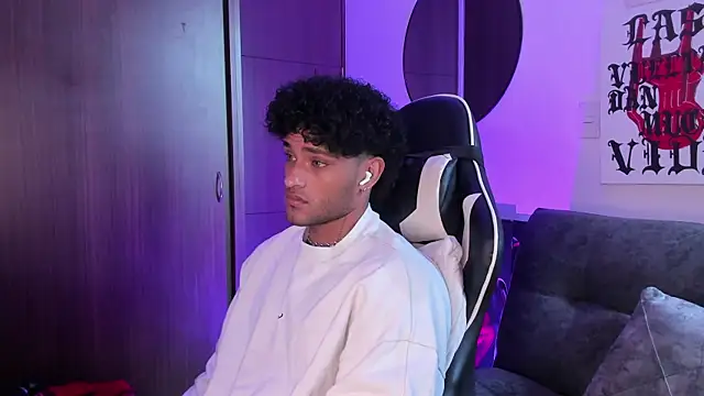 Alessandro Vanni online show from 04.18.26