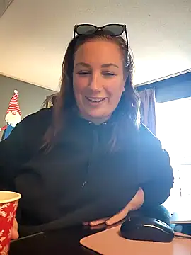 Canadian BBW online show from 12.23.24