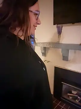 Canadian BBW online show from 01.14.25