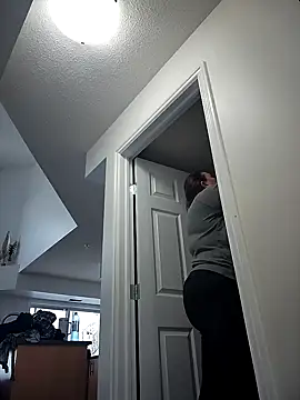 Canadian BBW online show from 02.11.25