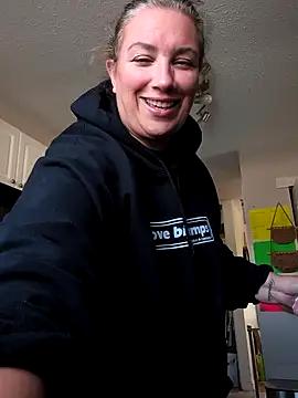 Canadian BBW online show from 10.08.25