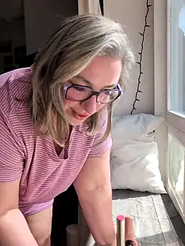 Canadian BBW online show from 03.13.26