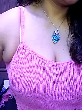 Snapshot of indian_passion chatting on 04.25.26 indian passion online show from 04.25.26