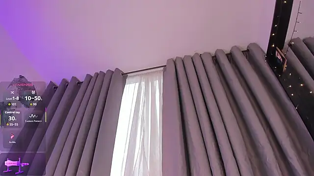 Snapshot of Thiago_jones chatting on 10.22.25 Thiago jones online show from 10.22.25