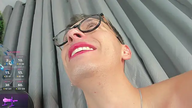 Snapshot of Thiago_jones chatting on 12.03.25 Thiago jones online show from 12.03.25