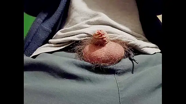 hairyuncut00 online show from 01.14.25