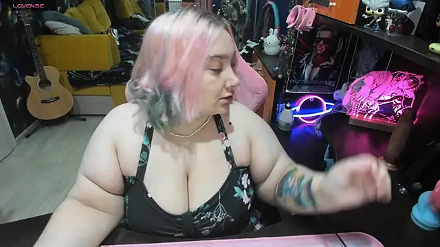 Softie Sofy online show from 09.23.25