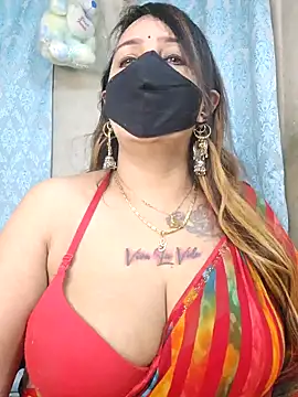 Snapshot of cute-tanvi chatting on 11.12.25 cute-tanvi online show from 11.12.25