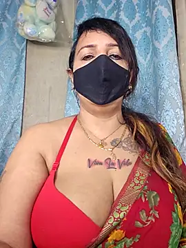 Snapshot of cute-tanvi chatting on 11.21.25 cute-tanvi online show from 11.21.25