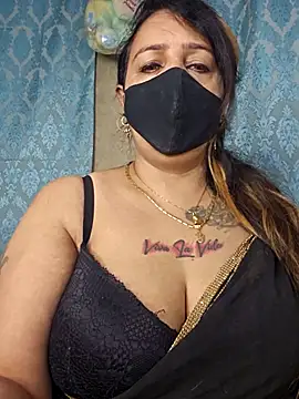 Snapshot of cute-tanvi chatting on 12.05.25 cute-tanvi online show from 12.05.25