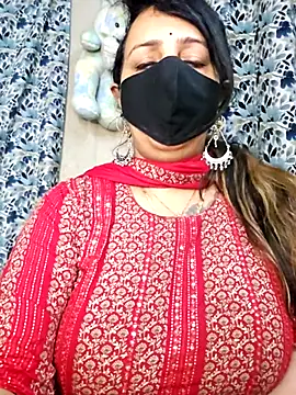 cute-tanvi online show from 02.04.26