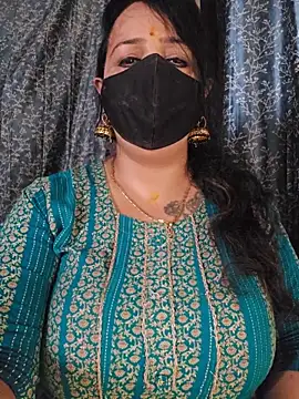 Snapshot of cute-tanvi chatting on 06.18.26 cute-tanvi online show from 06.18.26