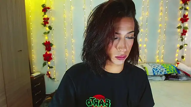 Kenisha Sweet online show from 01.21.25