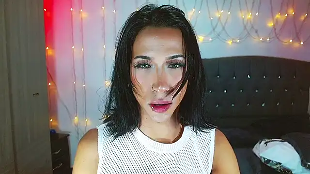 Kenisha Sweet online show from 03.08.25