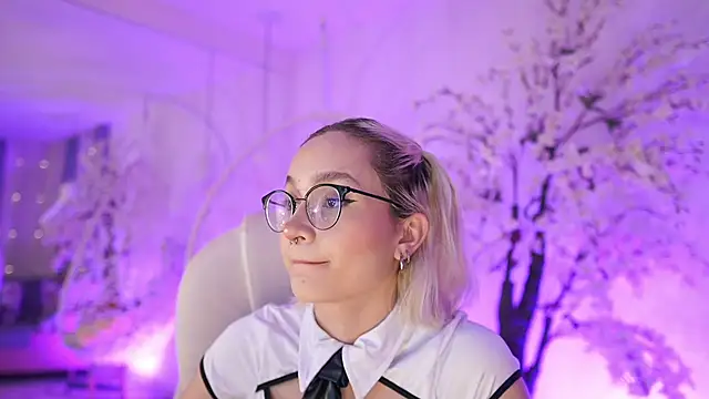 DalahiaRush online show from 02.26.25