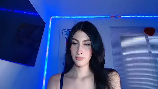 Snapshot of valeria_gonzales_ chatting on 11.04.25 valeria gonzales online show from 11.04.25