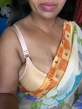 Snapshot of Anushka_21 chatting on 06.16.26 Anushka 21 online show from 06.16.26