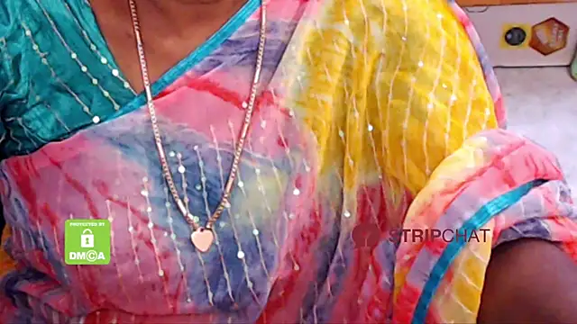 Snapshot of Novapol chatting on 03.11.25 Novapol online show from 03.11.25