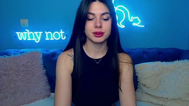 ViollinaLove online show from 02.16.25